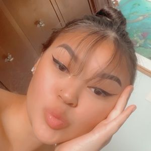 Meet your Posher, Maddie